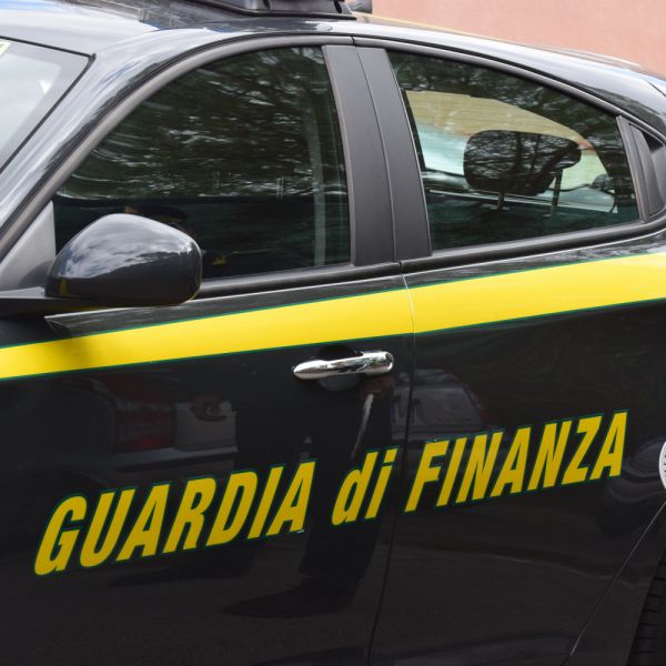 Milano, arrestato finanziere Proto per truffa a disabile