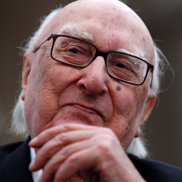 Morto Andrea Camilleri, da tempo era ricoverato