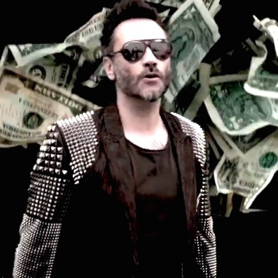 Nek si trasforma in rapper con "Sassuolo/Palm Springs"