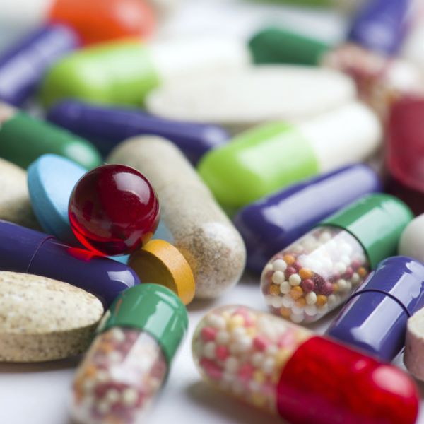 Nel 2018 1,5 farmaci pro capite al giorno, 29 mld spesa