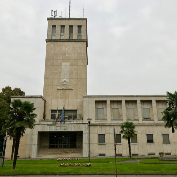 Novara, bimbo di 2 anni arriva morto in ospedale, indagini