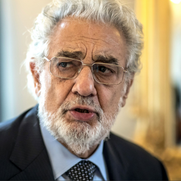 Placido Domingo, donne lo accusano di molestie