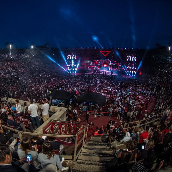 Power Hits Estate 2019, sold out all'Arena di Verona