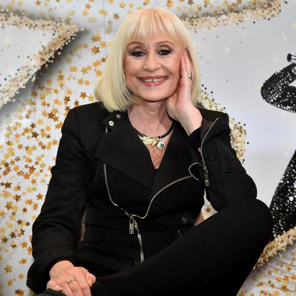 Raffaella Carrà ospite a RTL 102.5, il mio album di Natale