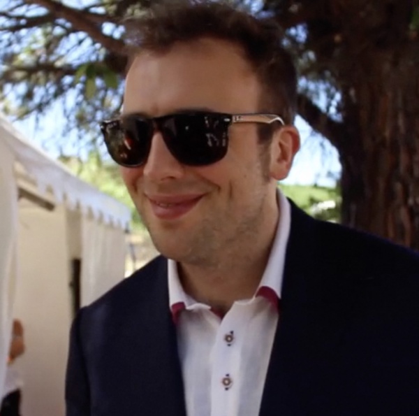 Raphael Gualazzi a RTL.it "Il mio tour ricco di suoni vi sorprenderà"