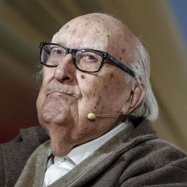 Ricoverato per arresto cardiaco Andrea Camilleri