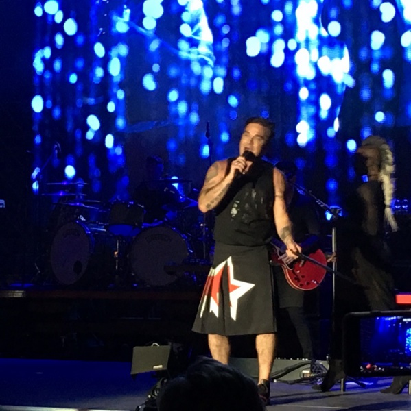 Robbie Williams, carisma e show a Collisioni 2017