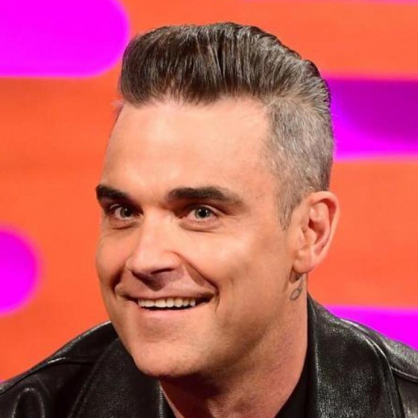 Robbie Williams: "Troppo botox in fronte"