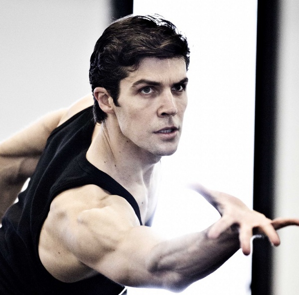 Roberto Bolle: "Il mio Bolero sensuale alla Scala"