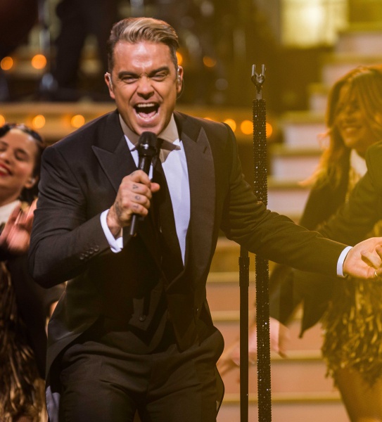 RTL 102.5 con Collisioni 2017 tra Robbie Williams e Zero