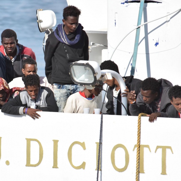 Salvini, la guardia costiera italiana non può sostituirsi a libici