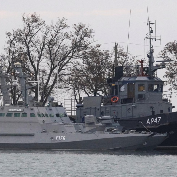 Sequestro di tre navi ucraine, alta tensione tra Russia e Ucraina
