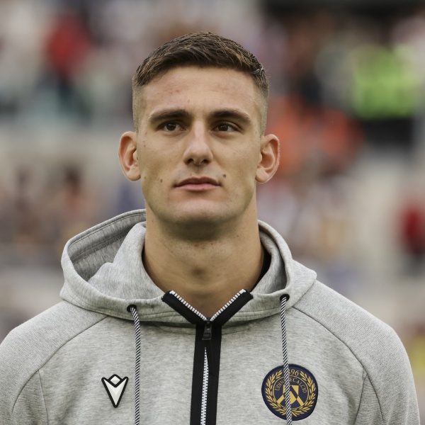 Stunning Serie A: Como Batte Udinese 1-0 Landscape Art Stunning Serie A: Como Batte Udinese 1-0 Landscape Art