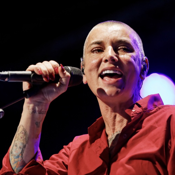 Sinead O'Connor, lo sfogo su FB: sono sola e malata