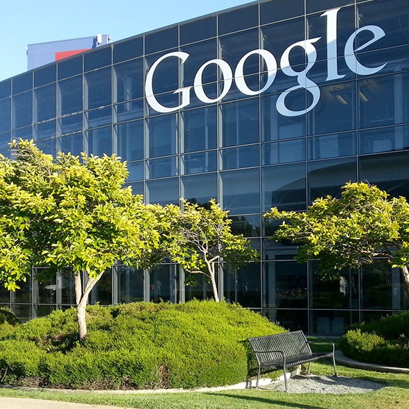 Smartphone, Google presenta brevetti per schermi pieghevoli