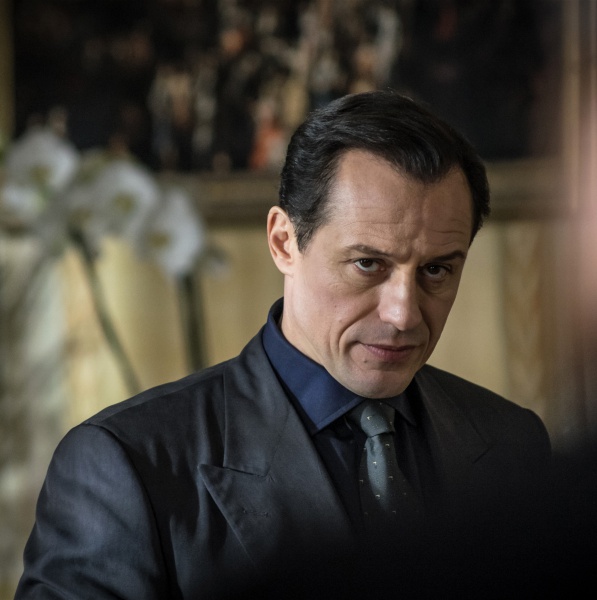 Stefano Accorsi a RTL.it: "In 1993 tra paura e storia d'Italia"