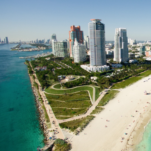 Usa, pacchi bomba, un arresto nella zona di Miami
