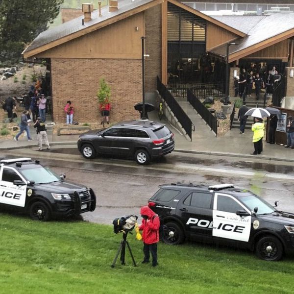 Usa, spari scuola Denver, arrestato un ragazzo di 18 anni