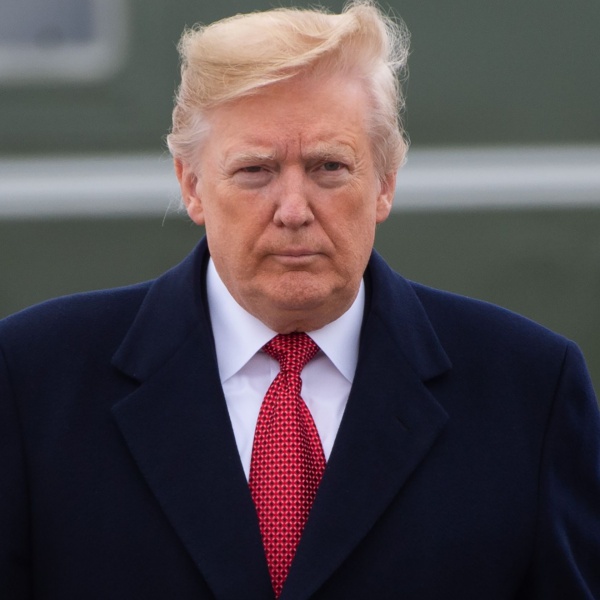 USA, Trump pone il veto contro il Senato per la costruzione del muro