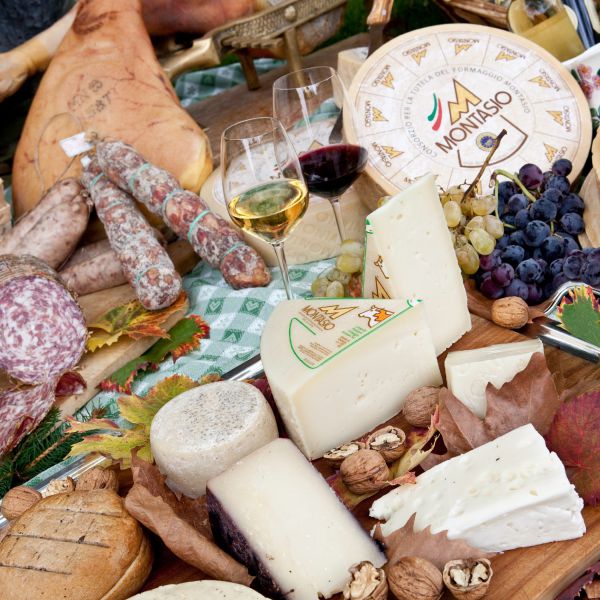 Vacanze, 42% italiani rientra con cibo-souvenir