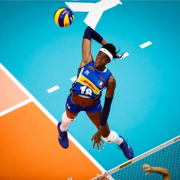 Volley, oggi compie 20 anni l'azzurra Paola Egonu