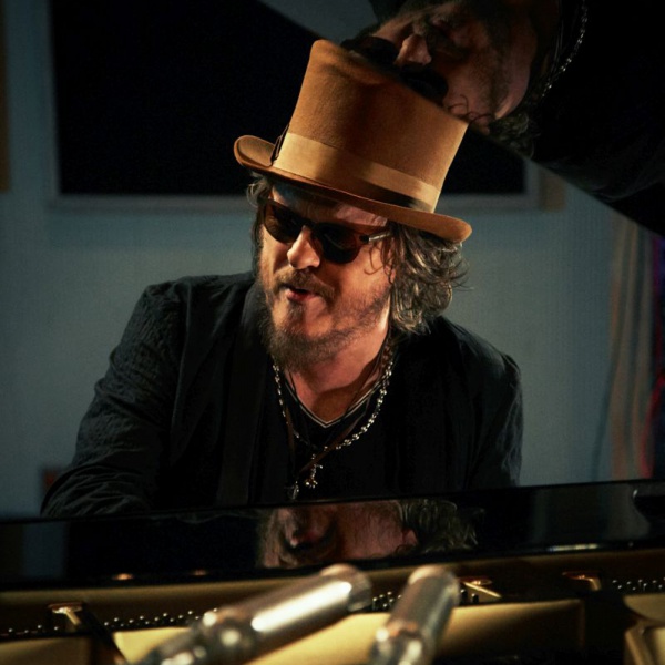 Zucchero: "Il mio cd anarchico come un gatto nero"