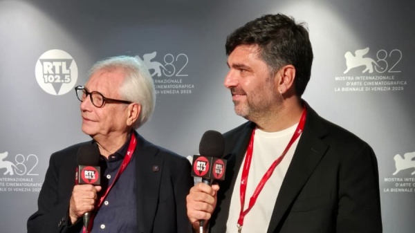 82. Mostra del Cinema di Venezia: Nino D’Angelo e Toni D’Angelo presentano “Nino. 18 giorni” a RTL 102.5