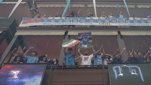 A chi si deve l’invenzione dello scudetto tricolore sulle maglie e perché la squadra che trionfa in campionato vince la “Coppa Campioni d'Italia”?