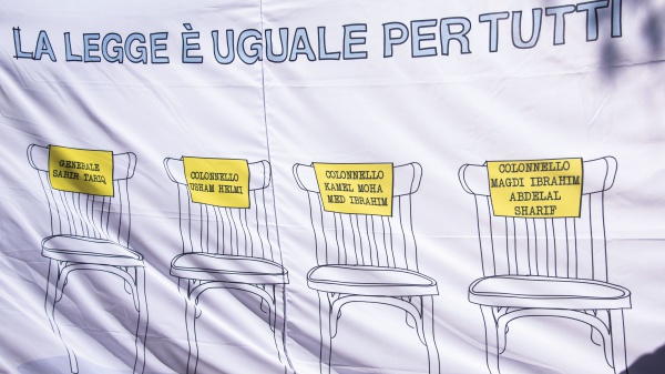 A processo i quattro 007 egiziani accusati di aver ucciso Giulio Regeni. La mamma, oggi è una bella giornata