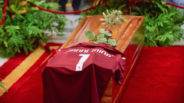 Addio a Gianni Minà, fino alle 19 aperta la camera ardente in Campidoglio