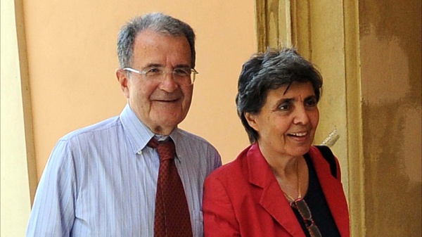 Addio alla moglie di Romano Prodi. Flavia Franzoni è morta in Umbria su un sentiero francescano