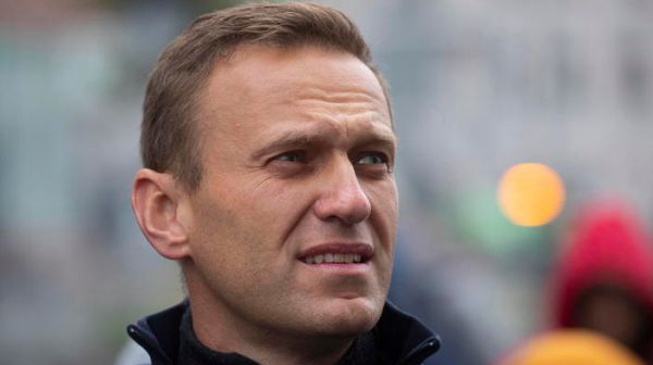 Aleksej Navalny è in coma, il principale oppositore di Putin sarebbe stato avvelenato con un allucinogeno