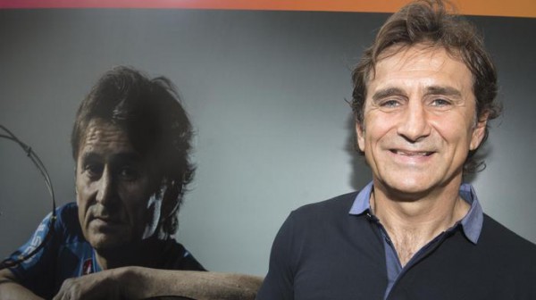 Alex Zanardi è tornato a parlare, l'atleta paralimpico, dopo l'incidente dello scorso anno, sarebbe in grado di comunicare