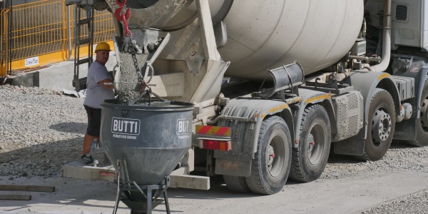 Ancora Morti Sul Lavoro Lultima Vittima Un Operaio Colto Da Malore Durante La Pulizia Di Un