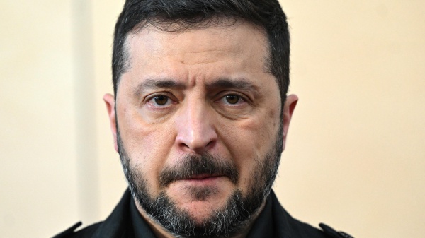 Attacco russo con droni su una stazione ferroviaria in Ucraina,  Zelensky accusa Mosca di colpire intenzionalmente i civili