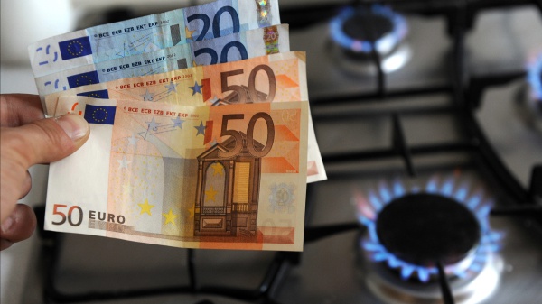 Aumenta la bolletta del gas. Balzo del 23% a dicembre e i consumatori vedono la stangata
