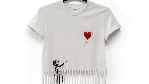 Banksy, apre il negozio online delle sue opere