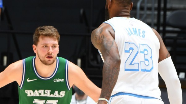 Basket Nba, la stagione è partita all'insegna dei Campioni in carica dei Los Angeles Lakers di Lebron e AD