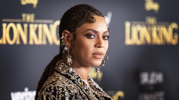 Black is King, il film di Beyoncé che racconta il percorso di crescita di un giovane re attraverso il tradimento, l’amore e la ricerca della propria identità.