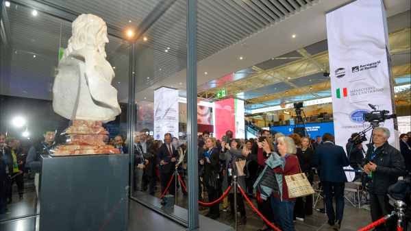 Aeroporto di Fiumicino, per la nuova area d'imbarco 6 milioni di passeggeri e l'opera del Bernini