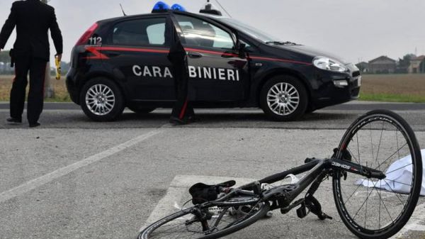 Brescia, due ciclisti investiti e uccisi, autista positivo all'alcol test