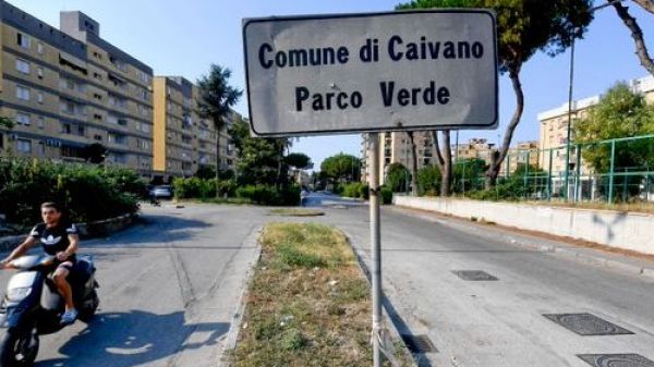 Caivano, Maurizio De Giovanni a RTL 102.5: "Sintomo di degrado culturale, istituzioni sanno, ma non fanno nulla"