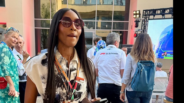 Calendario Pirelli 2024: edizione dedicata all'Africa e all'orgoglio black con artisti, modelle e un re
