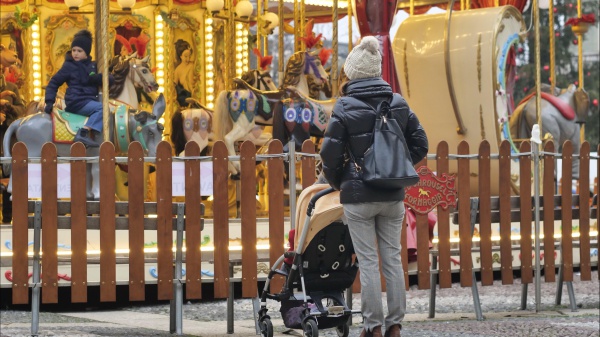 Calo delle nascite, ecco perché gli italiani non fanno più figli