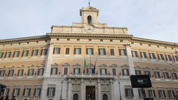 Camera, l’autunno caldo inizia già a settembre. Nel menù le portate principali sono il caso-Almasri e i magistrati