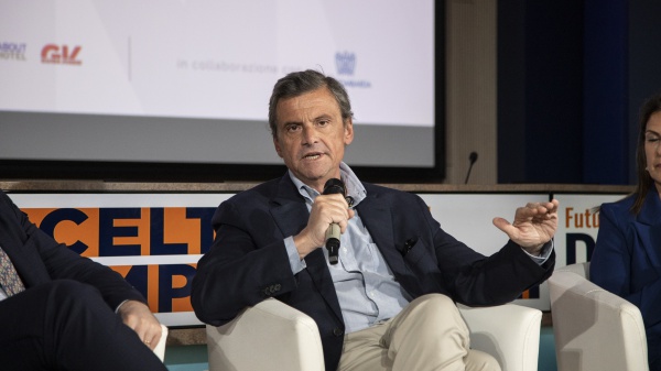 Carlo Calenda a RTL 102.5: “Israele democrazia fuori controllo. Netanyahu usa la guerra per rimanere al governo”