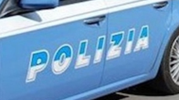 Caserta: tragedia a Marcianise, una ragazzina di dodici anni cade dalla finestra di scuola e muore, si ipotizza il gesto volontario