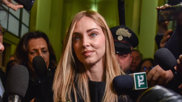 Caso Pandoro, la Procura di Milano chiede la condanna per Chiara Ferragni. Che in aula si difende così...