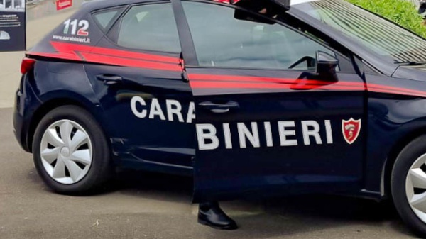 Castel Maggiore, moglie e marito trovati morti in casa. L'ipotesi di un femminicidio - suicidio