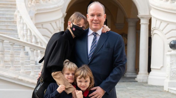 Charlene di Monaco è finalmente tornata a casa dopo molti mesi passati in Sudafrica